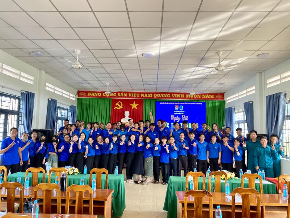 Chương trình giao lưu văn hóa, văn nghệ, thể dục thể thao với chủ đề “Sức trẻ tháng 03”